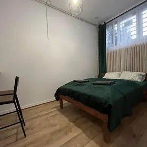 https://hostel-tomtom.krakowhotelspoland.com
